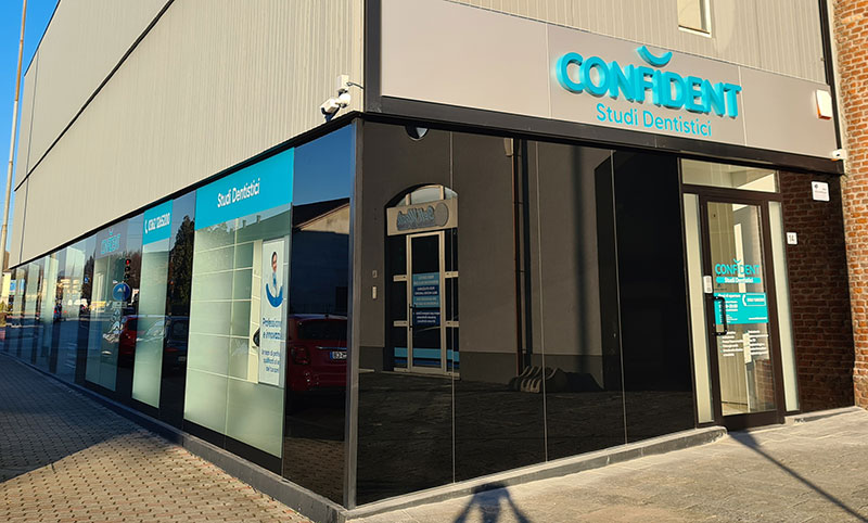 Esterno dello Studio Dentistico Confident: Studio Dentistico Confident a Giussano